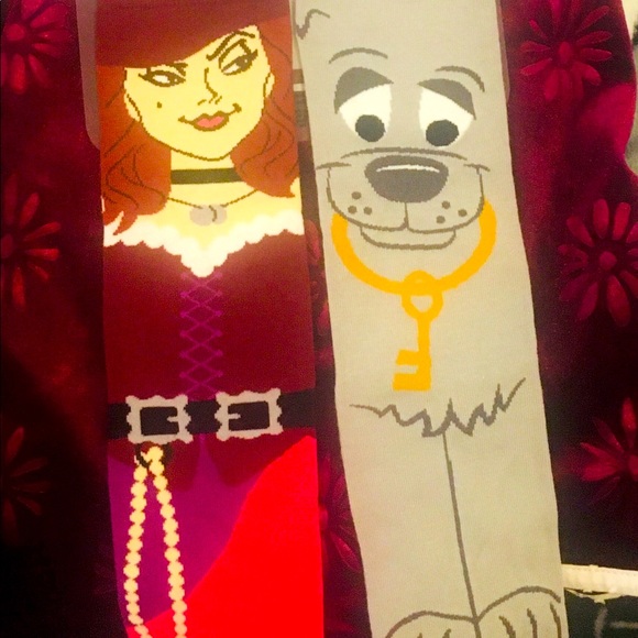 Disney Parks Redd Readhead Pirates of the Carribean women’s socks NWT - Picture 1 of 2